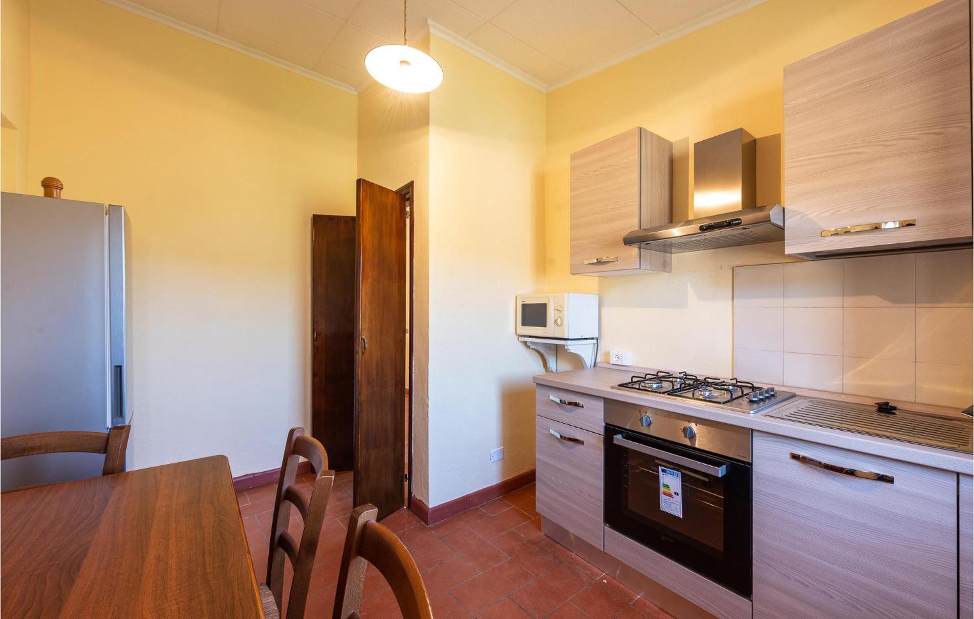 Cozy Home In Massa Marittima Gr With Kitchen Екстер'єр фото