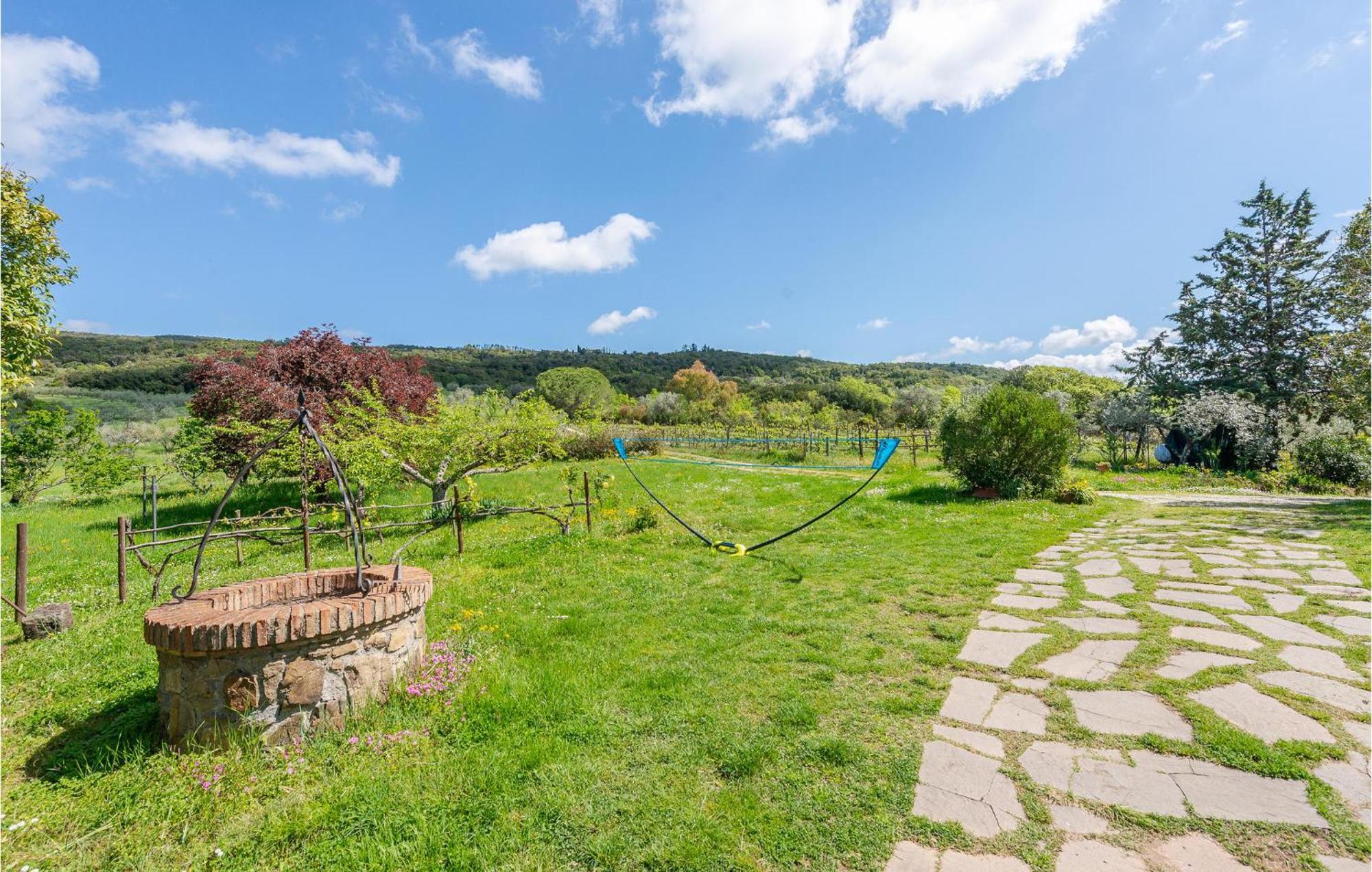 Cozy Home In Massa Marittima Gr With Kitchen Екстер'єр фото